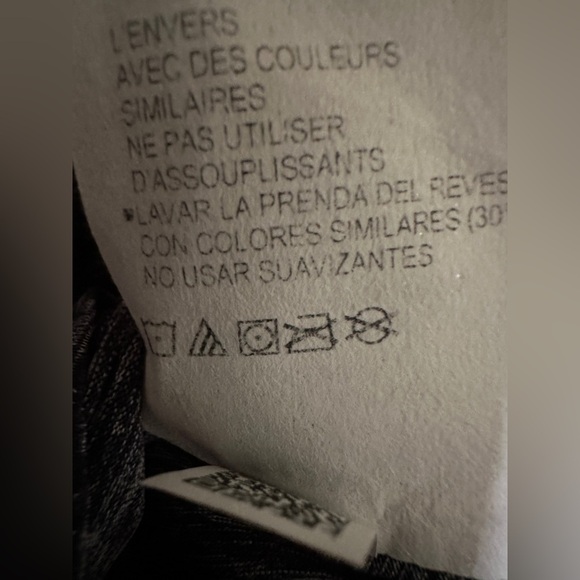 UNDER ARMOUR Hoodie Shirt Navy NWT WOMEN Sz Medium UA Velocity WordMark - Picture 7 of 10